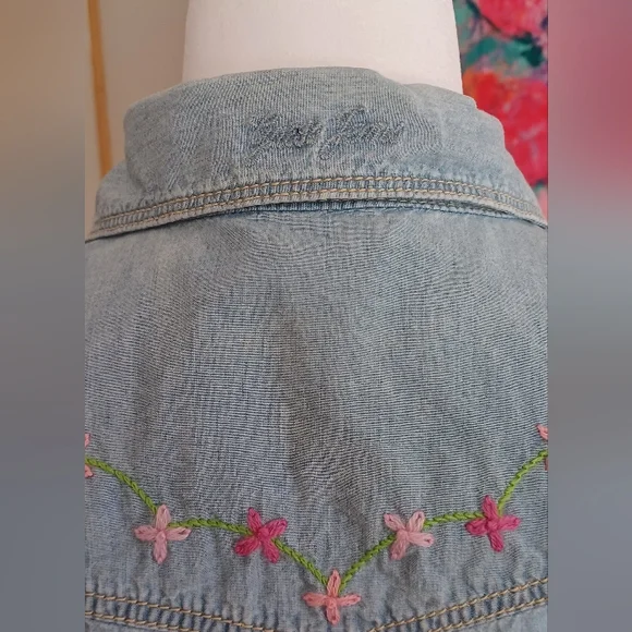 Vintage Y2K Guess Jeans Embroidered Button Up Denim Shirt - Picture 10 of 11